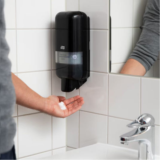 Tork Dispensador Preto para Sabonete e Desinfetante - S4 - 1 L